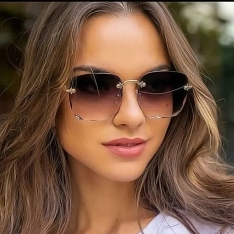 Baddie Square Sunnies